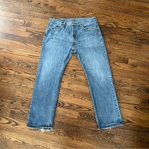 Levi’s Levi Strauss 501 Men's 38x32 Blue Denim Jeans Button Fly Straight Leg